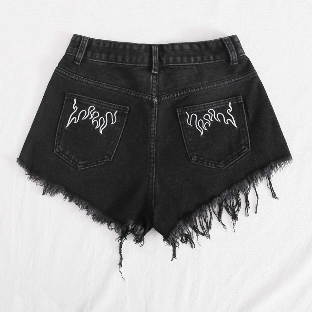 NWOT Stitched Flame Pocket Raw Denim Shorts